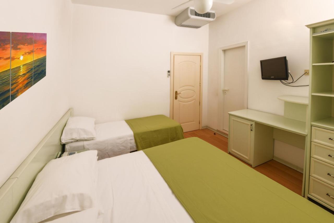 Hotel La Rosa Cattolica Extérieur photo