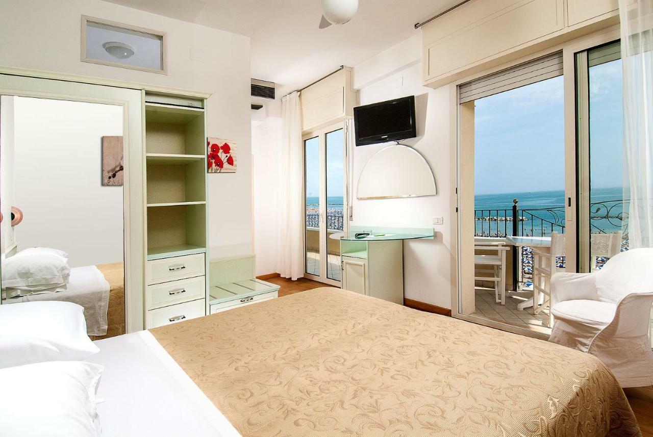 Hotel La Rosa Cattolica Extérieur photo