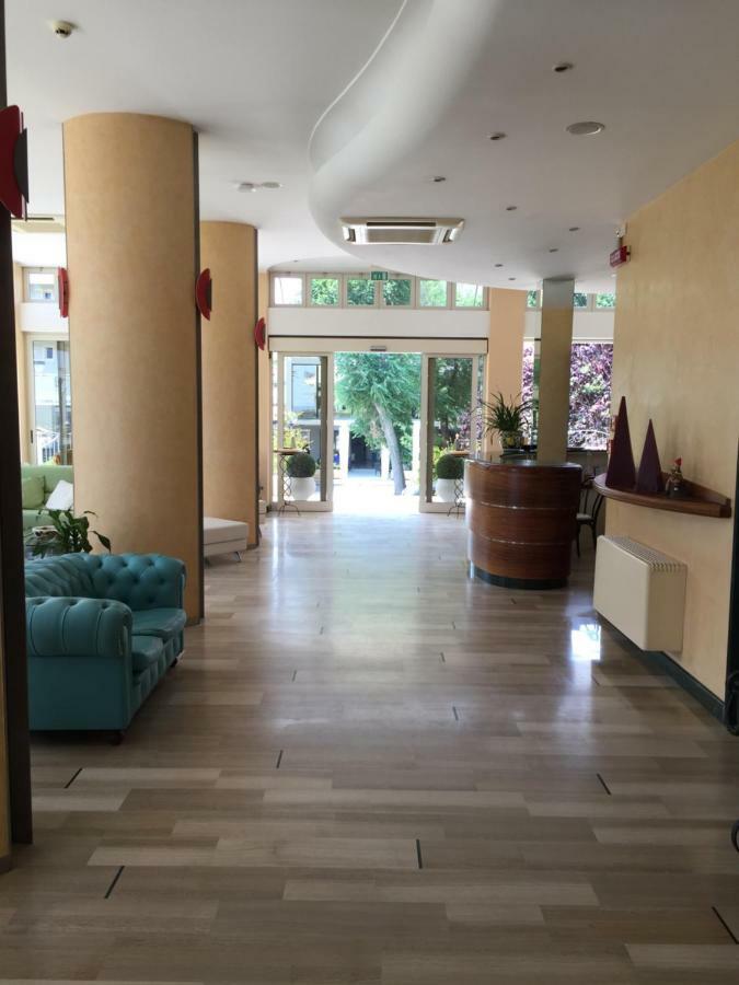 Hotel La Rosa Cattolica Extérieur photo