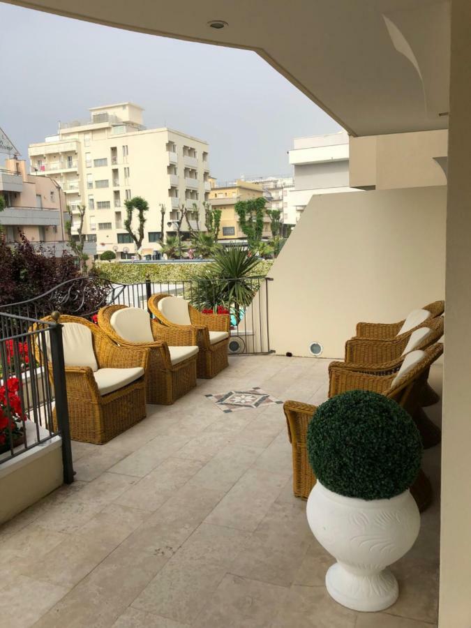 Hotel La Rosa Cattolica Extérieur photo